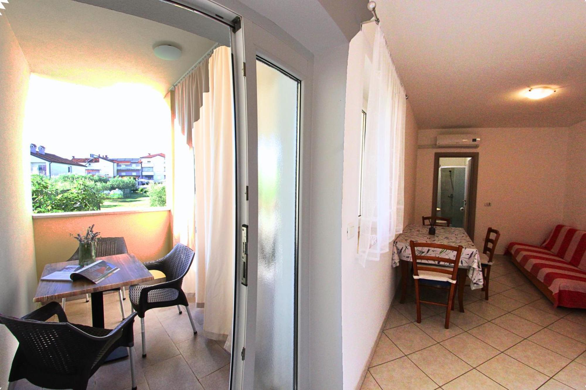 Apartments Goltes Lovrečica Zewnętrze zdjęcie